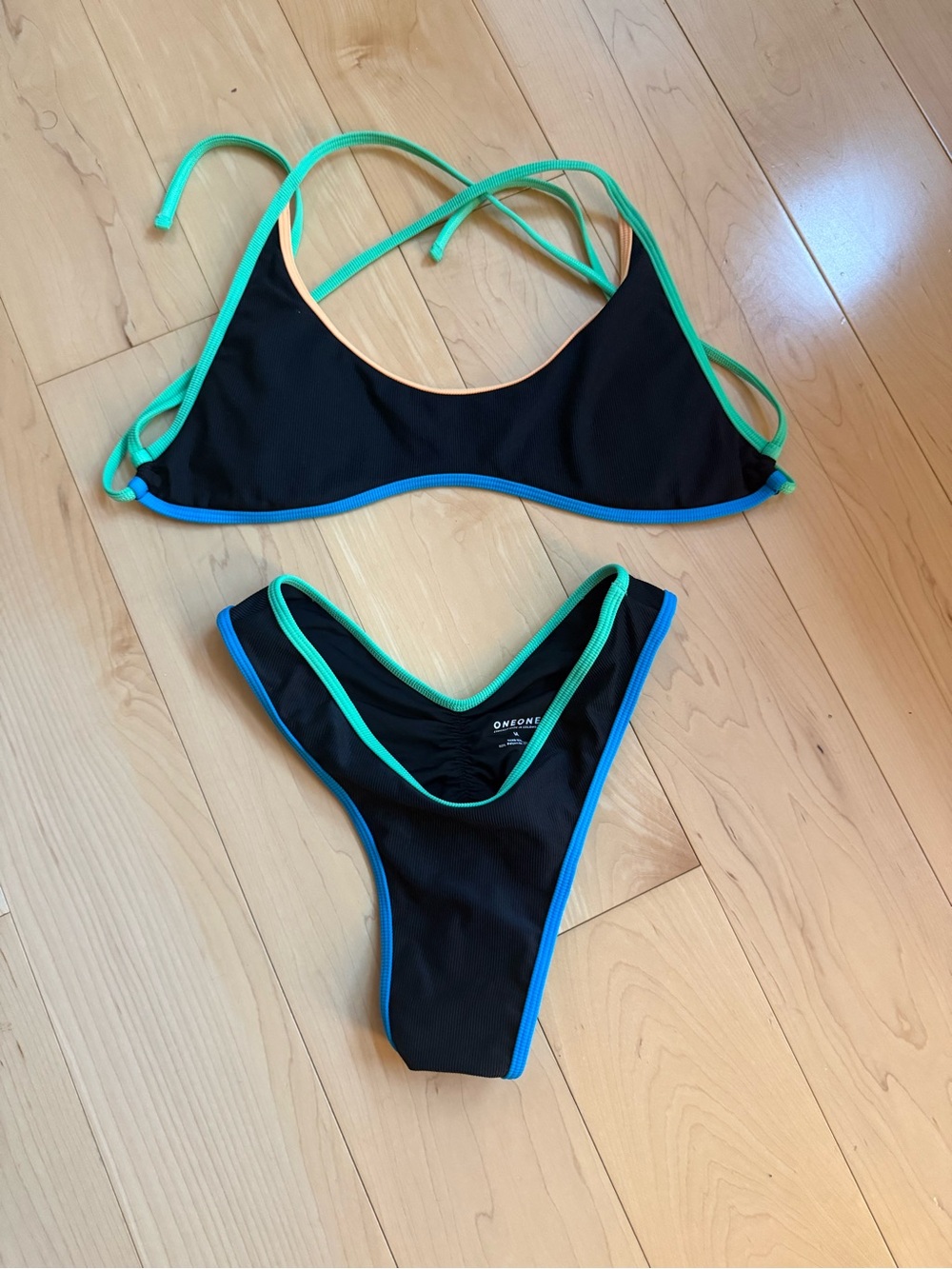 Oneone bikini